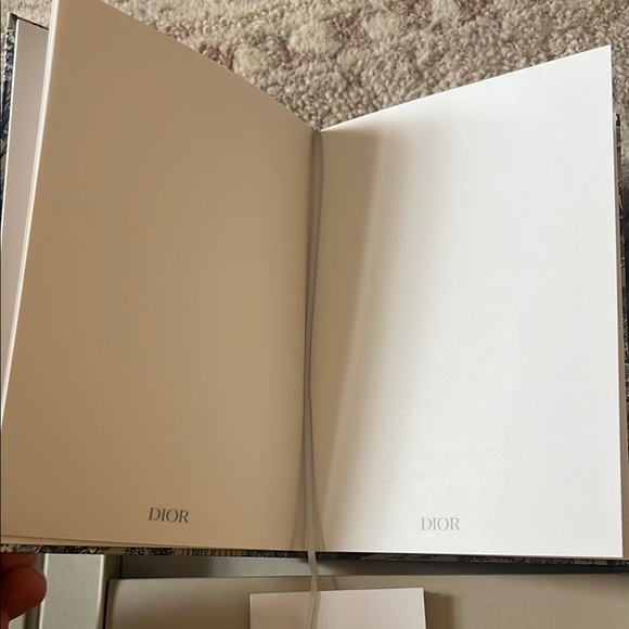 Dior Safari-Themed Blue and Cream Stationery Set - Picture 3 of 6